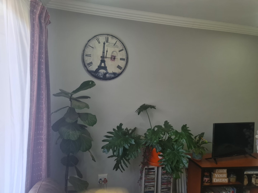 3 Bedroom Property for Sale in Geelhoutpark North West